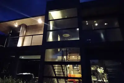 Olimpo | Casa Contemporânea em Meio à Natureza