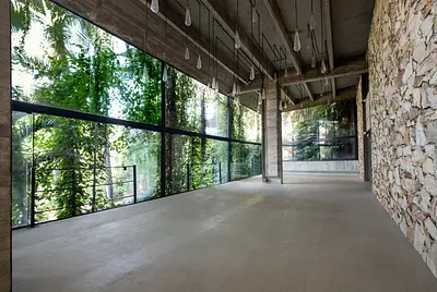 Projeto contemporâneo e modernista de Ruy Ohtake com paisagismo feito por Burle Marx