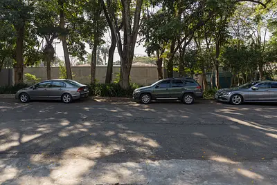 Casa ampla e moderna com lindo jardim