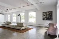 Casa-laboratório seis andares com rooftop panorâmico