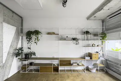 Loft aberto com luz natural, 3.20m de pé direito ao lado da Av Paulista