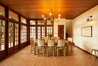 Casa de campo sofisticada dentro de um bosque de Araucarias 