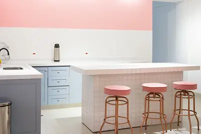 Estúdio Instagramável com fundo infinito 